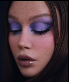 Lilac Makeup, Kaleidos Makeup, Purple Smokey Eye, Doll Eye Makeup, Purple Eyeshadow, Bold Makeup, Hair Color Pink