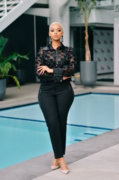 Mihlali Ndamase Outfits, Mihlali Ndamase, Stylish Business Outfits, Stylish Work Attire, Office Outfits Women, Classy Dress Outfits, Classy Work Outfits, Classy Casual Outfits, Stylish Work Outfits