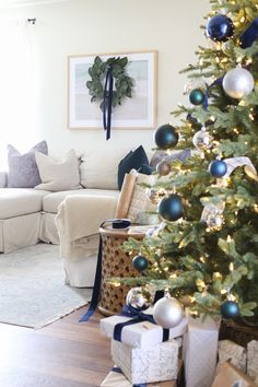 a decorated christmas tree in a living room