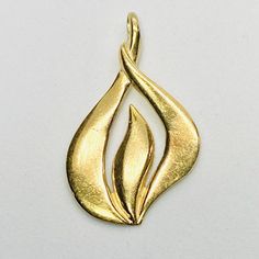 14K Yellow Gold Fire Flame Pendant Pendant measures approx. 37.7 x 22.1 x 1.4 mm Bail will fit up to 3 mm chain Stamped K 14K Total weight approx. 5.65 g Condition preowned, please see photos for detail Fire Fashion, Fire Flame, Fine Jewellery Necklace, See Photo, Jewelry Necklace Pendant, Jewelry Watches, Fine Jewelry, Yellow Gold, Stamp