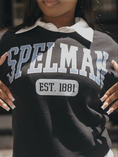 A girl wearing a navy blue spelman college crew neck Hbcu Colleges, Vision Board Success, Environmental Psychology, College Pictures, Spelman College, College Acceptance, Senior Year Of High School, College Gear