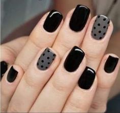 Black And Accent Nails, Short Goth Nails Grunge, Easy Diy Nail Designs For Beginners, Dark Gel Nails Short, Nails With One Accent Nail, Very Short Gel Nails, January Nail Colors 2023, Short Black Nails Ideas, January Nails Ideas 2023