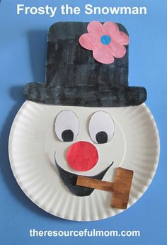 a paper plate that has a snowman on it with the words frosty the snowman