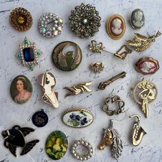 Lovely Vintage Antique Broches From France Germany Europe Set of 24 Art Nouveau Jewelry 1930 1940 1960 1970 Jewelry - Etsy 1970 Jewelry, Bijoux Art Nouveau, Vintage Jewelry Antique, Nouveau Jewelry, Vintage Jewelry Art, Antique Brooches, Art Nouveau Jewelry, Funky Jewelry, Vintage Jewels