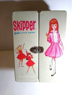 two vintage barbie paper dolls are next to each other