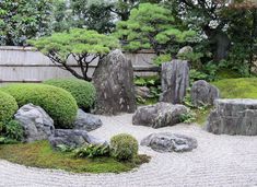 Japanese Rock Garden Ideas, Front Yard Rock Garden, Garden Ideas Uk, Japanese Rock Garden, Garden Landscaping Ideas, Small Japanese Garden, Zen Rock Garden, Japanese Garden Landscape, Zen Garden Design