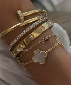 خواتم خطوبة, Dope Jewelry Accessories, Stile Hijab, Expensive Jewelry Luxury, Gold Girl, Luxe Jewelry, Jewelry Accessories Ideas, Dope Jewelry