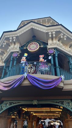 the entrance to mickey mouse's castle at disneyland world