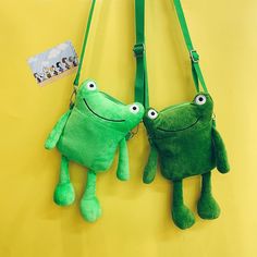 Super Cute Small Frog Bag – Plushie Depot Frog Bag, Small Frog, Kawaii Bag, Kawaii Bags, Frog Gifts, Beg Tangan, Plush Bags, Crossbody Bag Women, Cute Frogs