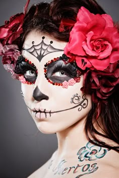 Pintada para Dia de los muertos Halloween Makeup Look, Sugar Skull Costume, Creepy Makeup