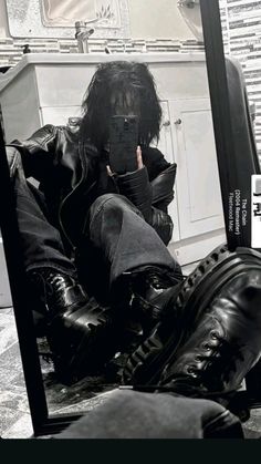 Mens Alt Outfits, Goth Style Outfits Men, Alt Goth Fashion, Gender Envy Masc, How To Look More Masculine, Alt Outfits Men, Alt Mens Fashion, Goth Boy Outfits, Masc Aesthetic