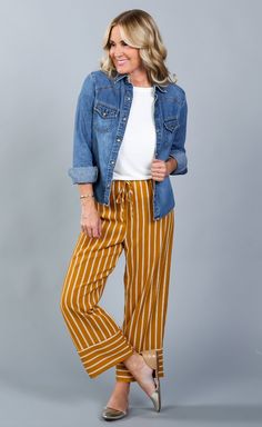 Modern Teacher Outfits, Teacher Style Outfits, Casual Teacher Outfit, Teacher Outfit Ideas, Teacher Attire, Fall Stripes, Teacher Fits, Teacher Wardrobe, Teacher Fashion