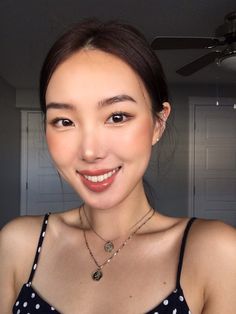 #naturalmakeup #kbeauty #koreanmakeup #motd #makeup #makeupjunkie Peachy Makeup, Rosa Make-up, Makeup Looks Everyday, Warm Makeup, Korean Beauty Tips, Makeup Korean, Beauty Make-up