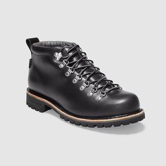 Danner Boots Men, Danner Boots, Retro Backpack, Gents Fashion, Mens Winter Boots, Hiking Sandals, Mens Winter, Eddie Bauer Women, Goodyear Welt