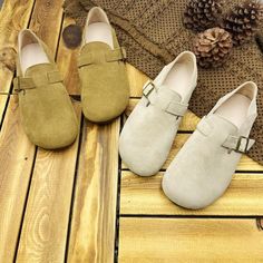 Comfortable, One of Kind. Flats online shop,|Suede|Rubber|Flat|Round Toe|Slip-On|Female|Pigskin|2cm|Light Gray|Camel|35|36|37|38|39|40|Spring/Fall Elegant Church Outfits, Mom Shoes, Grandma Fashion, Flats Online, Buckled Flats, Embellished Jeans, Jean Accessories, Leather Buckle, Rubber Heels