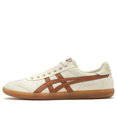 Shop Onitsuka Tiger Tokuten Training Shoes 'Cream Caramel' 1183A862-200 at KICKS CREW — your go-to for authentic, stylish sneakers. Whether for fashion, performance, or collection, find your perfect pair with us. Tiger Sneakers Onitsuka, Onitsuka Tiger Tokuten, Onitsuka Tiger Women Outfit, Onitsuka Tiger Women, Philippines Outfit, Heart Sneakers, Tiger Sneakers, Tiger Shoes, Asics Sneakers