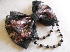 Pastel Goth Hair, Gothic Hairstyles, Goth Accessories, Bow Ideas, Goth Hair, Diy Clothes Videos, Hair Chains, Lace Hair, Lace Bows