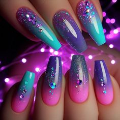 Rave Nails Designs, Lipsticks Aesthetic, Glittery Acrylic Nails, Coffin Nails Short, Classy Coffin Nails, Summer Coffin Nails