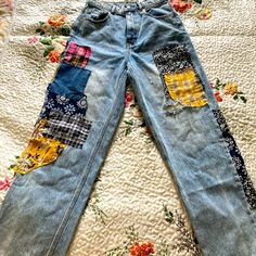 High Rise Baggy Jeans With Unique Patches. 5 Pockets & 4 Functional. Inseam 30” Leg Opening 8” Length 44” Upcycling, Cool Jean Patches, Patched Clothes, Baggy High Waisted Jeans, Patchy Jeans, Jeans With Crochet, Pants With Patches, Patched Pants, High Rise Baggy Jeans