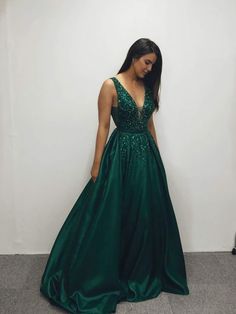 Robe de bal vert émeraude, robe de soirée Emerald Green Prom, Neon Prom Dresses, Emerald Green Prom Dress, Green Prom, V Neck Prom Dresses, Green Prom Dress, Grad Dresses, Satin Prom Dress, Pageant Dress