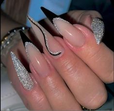 Fake Nails Long, Long Press On Nails, Nagel Tips, Pointed Nails, Lines On Nails, Nail Forms, Nail Length, Artificial Nails