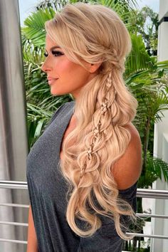 Masquerade Hairstyles, Side Ponytail Wedding, Cute Side Braids, Side Braid Ponytail, Side Ponytail Hairstyles, Ponytail Ideas, Wedding Hair Side, Pony Hairstyles, Formal Hairstyles For Long Hair