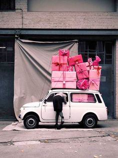 A present for you... Tout Rose, I Believe In Pink, Bohol, Dita Von Teese, Tickled Pink, Noel Christmas, Everything Pink, Pink Gifts, Pink Love