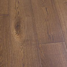 an image of wood flooring that looks like it has been cleaned and is brown