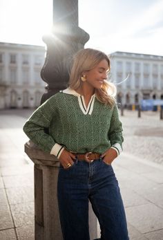 Green Lomond Sweater Green Silk Dress With Sweater, Classic Winter Fashion, Ny Fall Fashion, Swedish Style Women, Green Top Outfit Fall, Womens Sweater Outfits, Classy Fashion Outfits Women, Fall Clothing Inspiration, Call 2024 Fashion