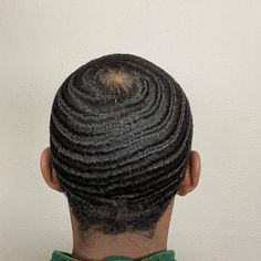 360 Waves Hair Women, Black Man Haircut Fade, Boondocks Drawings, Finger Waves Short Hair