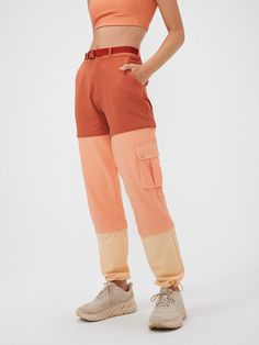 Finally � a flattering and functional zip-off pant. Made in durable, elements-resistant TerraStretch fabric for comfort and mobility. Backpacking Outfits, Best Hiking Pants, Climbing Outfit Woman, Climbing Pants, Hiking Pants Women, Hiking Outfit Women, Workout Clothing, Travel Pants, Outdoor Pants