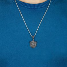 ❥ All of our cargoes are sent by express shipment. Cargoes can be delivered to Europe within 1-2 days after product preparation, to USA and Canada within 2-4 days, to Australia, Asian- Othe American countries and other regions within 3-5 days. The witcher medallion cosplay. Silver wolf necklace. Witcher necklace jewelry. Mens Wolf pendant. Geralt of Rivia. Fathers day gift for dad * %100, 925 sterling silver ☞ ☞ ☞ ITEM DESCRIPTION ☜ ☜ ☜ * Material : 925 Sterling Silver * Pendant Height : 3.25 CM The Witcher Medallion, Witcher Necklace, Witcher Medallion, Wolf Pendant, Wolves Pendants, Wolf Necklace, Thick Chain Necklace, Geralt Of Rivia, Jewelry Mens