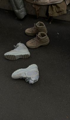 Yeezy Aesthetic, Yeezy Boots, Yeezy Season, Street Fashion Men Streetwear, Dad Shoes, Streetwear Men Outfits