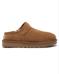 Fall shoes. Winter shoes. Slippers. Causual shoes. Winter clothing. Classic Ugg Slippers, Ugh Classic Slipper, Ugh Shoes Outfit, Ugs Slippers, Best Winter Shoes For Women, Uggs Classic Slipper, Winter Shoes 2024, Ugh Slippers Outfits, Ugg Classic Slipper