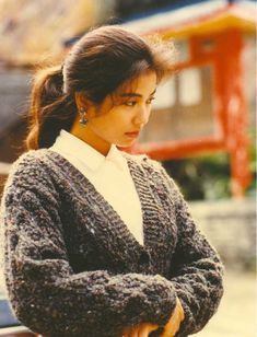 Cherie Chung Pictures Cherie Chung 90s, Hongkong 90s Girl, Hong Kong Fashion 90s, Hong Kong 90s Fashion, Old Hong Kong Aesthetic, 80s Hong Kong Fashion, 90s Hong Kong Fashion, Hongkong 90s Photography, 90s Asian Aesthetic