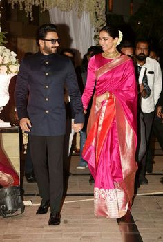 Deepika Padukone Pink Saree, Deepika In Pink Saree, Banarsi Saree With Full Sleeve Blouse, Diwali Makeup, Deepika Padukone Saree, Rekha Saree, Saree Outfits, Saree Looks, Bridal Clothing