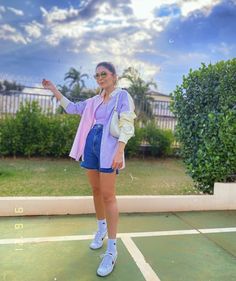 Daily Outfit Inspiration, Spring Summer Outfits, White Sneakers, Daily Outfits, Outfit Inspirations, Summer Outfits, Spring Summer, Ootd, Purple