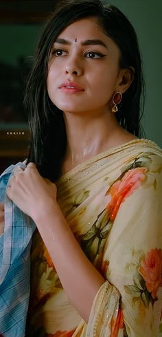 Mrunal Thakur, Female Celebrity Fashion, Celebrity Fashion Looks, Indian Actress Hot Pics, Desi Beauty, Twitter, White, Beauty, Quick Saves