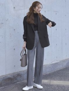 Uniqlo Outfit, Office Wear Dresses, Stylish Office Wear, Business Dress Women, Office Outfits Women, Everyday Fashion Outfits, Work Style, Modest Fashion Outfits, Casual Work Outfits