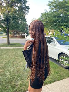 All Brown Knotless Braids With Curls, Medium Curly Ends Knotless Braids, Box Braids With Perm Rod Ends, Color 30 Braids For Black Women, Knotlessbraids With Curly Ends, Black Braids Curly Ends, Braids Ends Curly, Medium Size Braids With Curly Ends