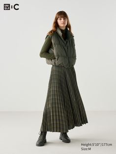 Pleated Long Skirt | Checked | UNIQLO US China Winter Fashion, Uniqlo Fall Outfit, Pleated Plaid Skirt, Knit Long Skirt, Wool Maxi Skirt, Mini Skirt For Winter, Uniqlo Skirt Outfit, Warm Fits, Long Pleated Skirt