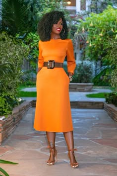 Fashion Challenge, Style Pantry, Contemporary Dresses, Office Outfits Women, Midi Dress Style, Fabulous Clothes, Sisterlocks, Church Outfits, Midi Dress With Sleeves