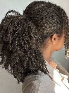 Growing Hair, Curly Hair Inspiration, Long Natural Hair, Natural Hair Inspiration, Natural Hair Tips, Curly Hair Tips