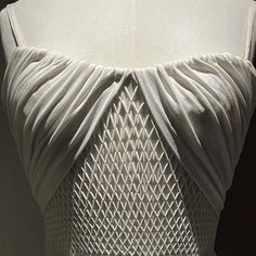 Pleated Couture Dress, Inspiration For Fashion Design Ideas, Pleat Fashion Runway, Alaia Couture, Fabrics For Dresses, Azzedine Alaia Couture, Alaia Vintage Dress, Smocking Dress, Paris January