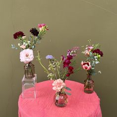 Love buds - The English Garden Centerpieces For Thanksgiving, Easy Centerpieces, Planting Succulents Indoors, Pink Flower Arrangements, Halloween Floral, Red Bud, Orchid Arrangements, Westlake Village, Simple Centerpieces