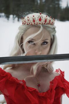 The Snow Queen Aesthetic, Winter Queen Photoshoot, Winter Fairytale Photoshoot, Game Of Thrones Aesthetic, Fairytale Vibes, Red Dress In Snow Photography, Snow Queen Photography, Princess Knight, Red Portrait