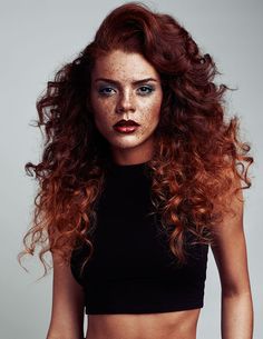 Red Hair And Freckles, Ginger Girls, Female Character Inspiration, Super Hair, Ginger Hair, Pretty Face, Lany, Hair Goals, Redheads