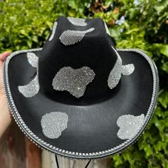 Cow Print Rhinestone Fringe Bride Cowboy Hat! Bride Cowgirl Hat Summer Vintage Cowboy Hat Rhinestone Cowgirl Hat Gift For Women Girl Western Hat,Rodeo Festival Coachella Available In Color Pink, White. Black. Size: One Size Fits Most Adults Up To 22 Inches In Size. The Circumference (Inside) Of The Cowgirl Hat Is Approx. 22 Inches. To Ensure The Proper Fit Measure Your Head With A Soft Tape. This Hat Fits Traditional Hat Sizes Of 6 7/8, 7, And 7 1/8. Material: Hard Felt The Rhinestone Fringe Bri Party Hats With Rhinestones And Short Brim, Western Style Party Hats With Rhinestones, Black Brimmed Hat With Rhinestones, Black Wide Brim Hat With Rhinestones, Brimmed Party Hats With Rhinestones, Decorated Cowboy Hats, Cowboy Hat Bride, Cow Print Cowgirl Hat, Black Cowgirl Outfit