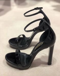 Heels Aesthetic Classy, Black Heels Aesthetic, Black Prom Shoes, Black Heels Prom, Shoes For Wedding, Hak Tinggi, Pretty Heels