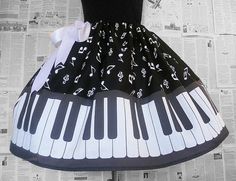 50's style piano keyboard skirt Music Dress, 2000s Outfits, Retro Games, Unique Fabric, Fabric Designs, Musical Notes, Pac Man, Music Fashion, Really Cute Outfits